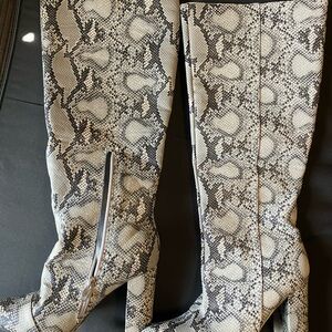 Snakeskin Pattern Knee-High Boots